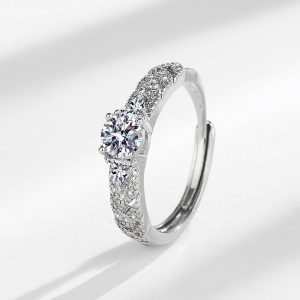 luxury eight heart eight arrow imitation moissanite ring